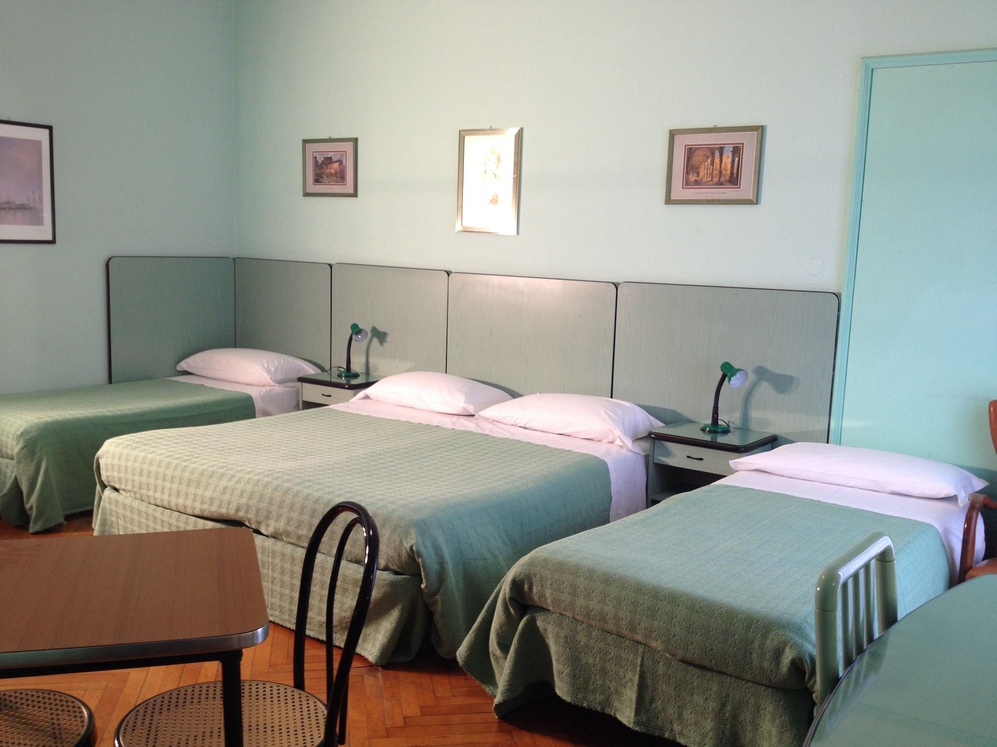 Panorama Hotel *